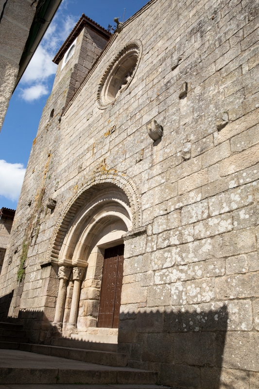 Iglesias románicas del casco histórico de Allariz: Iglesia de Santiago