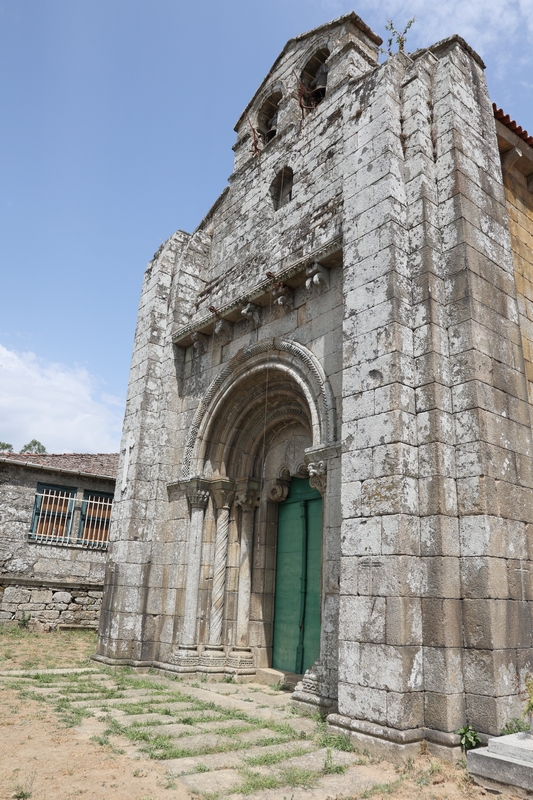 Iglesia de San Xulián de Astureses